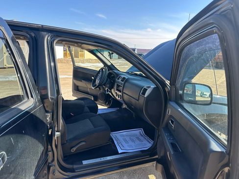 Used 2010 Chevrolet Colorado LT image 12