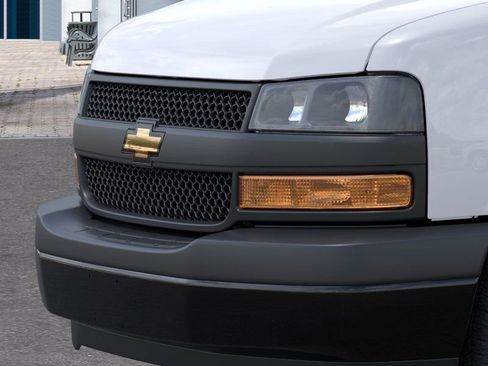 New 2025 Chevrolet Express 2500 w/ Driver Convenience Package RWD image 13