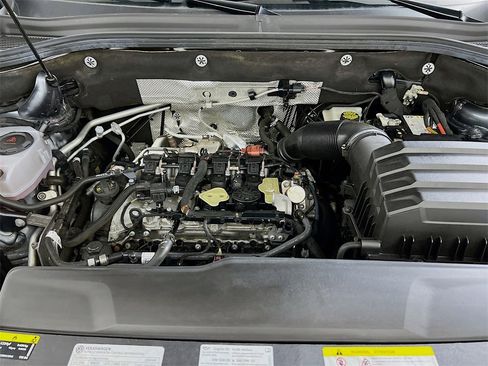 Used 2024 Volkswagen Atlas SE image 26