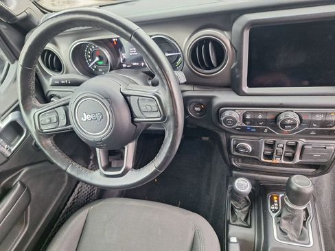 Used 2023 Jeep Wrangler Unlimited w/ Cold Weather Group AWD/4WD image 27