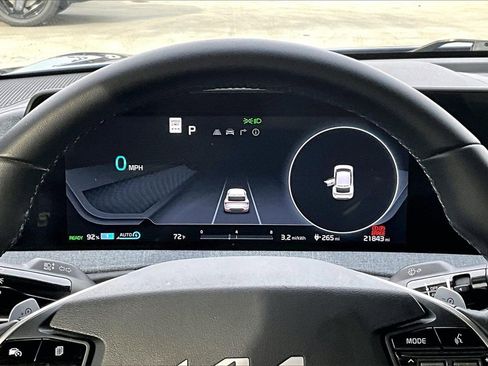 Certified 2022 Kia EV6 Wind image 13