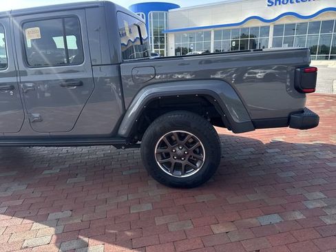 Used 2022 Jeep Gladiator Overland w/ Popular Equipment Package AWD/4WD image 6