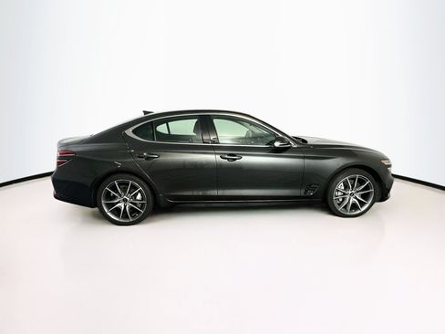 Used 2025 Genesis G70 2.5T AWD/4WD image 10