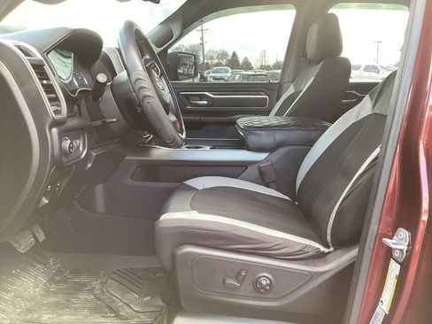 Used 2019 RAM 1500 Big Horn image 8