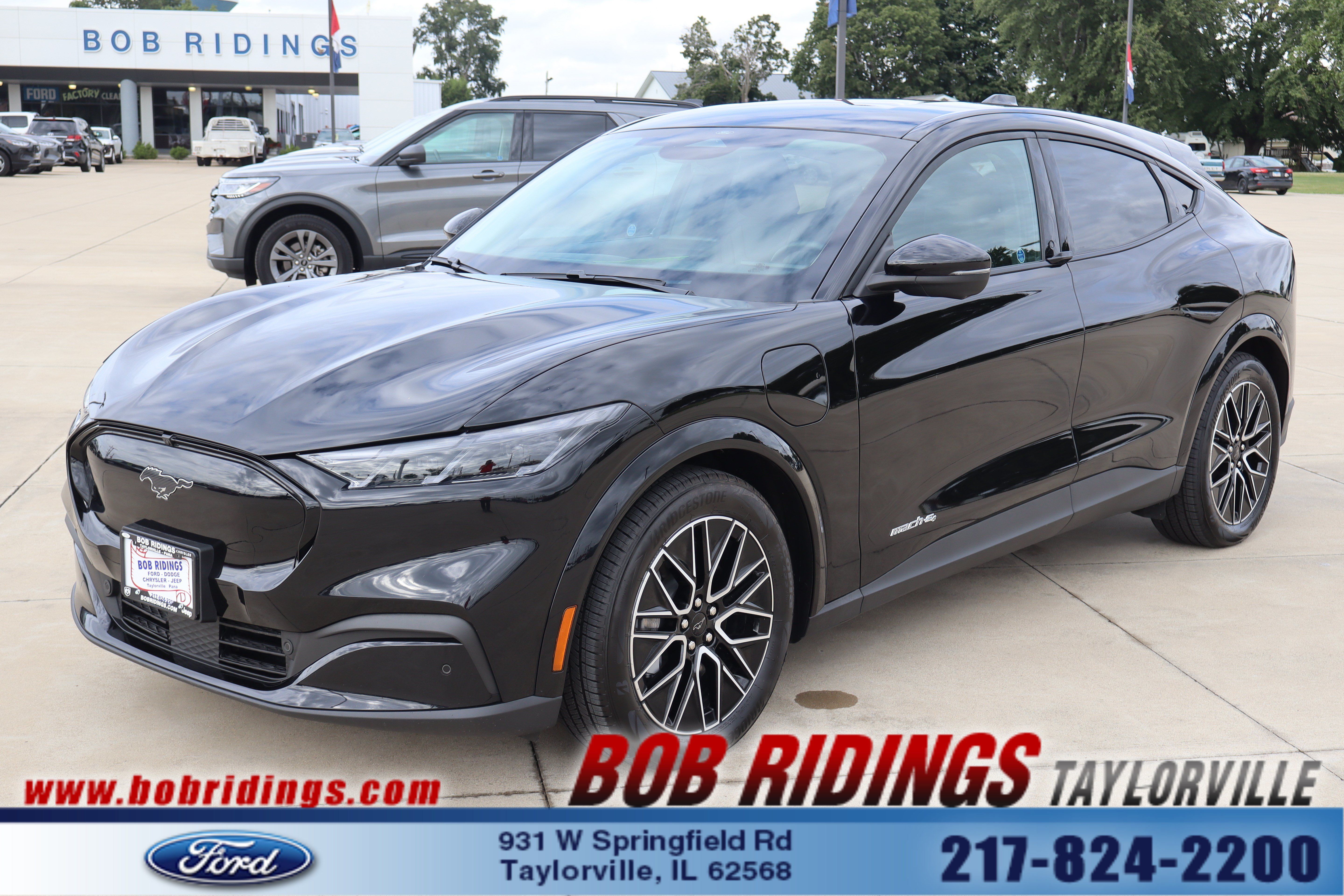 Used 2025 Ford Mustang Mach-E Premium AWD/4WD image 1
