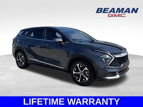 Used 2025 Kia Sportage EX FWD image 1