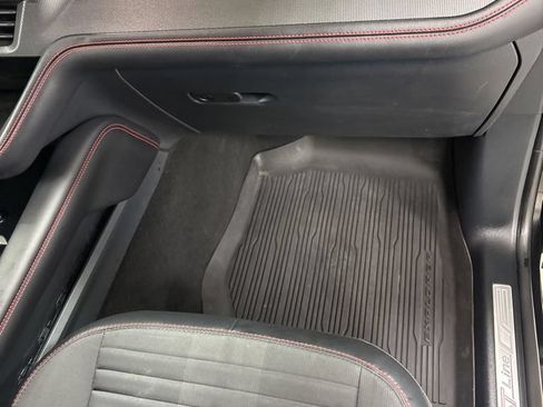 Used 2025 Ford Explorer ST-Line w/ Premium Package AWD/4WD image 22