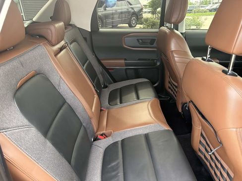 Used 2023 Ford Bronco Sport Outer Banks w/ Tech Package AWD/4WD image 13