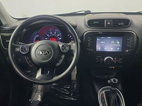 Used 2018 Kia Soul w/ Convenience Package FWD image 19