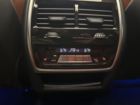 Used 2022 BMW X6 M50i w/ Executive Package image 22