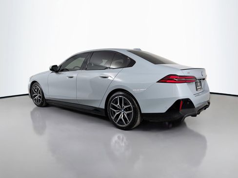 Certified 2025 BMW i5 eDrive40i w/ M Sport Package image 8