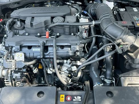 New 2026 Hyundai Kona Limited FWD image 12
