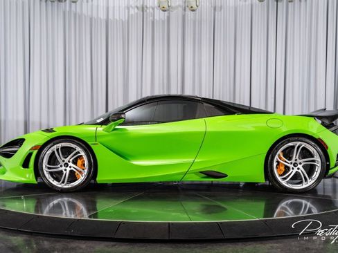 Used 2025 McLaren 750S Spider image 23