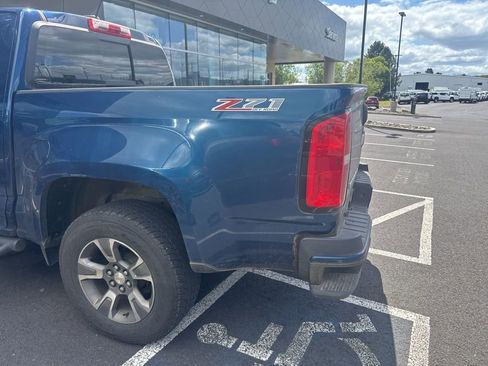 Used 2019 Chevrolet Colorado Z71 AWD/4WD image 7
