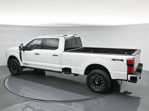 Used 2024 Ford F250 Platinum AWD/4WD image 44