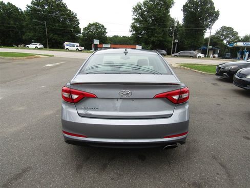 Used 2016 Hyundai Sonata SE FWD image 6