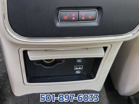 Used 2020 Lincoln Continental w/ Premium Package FWD image 13