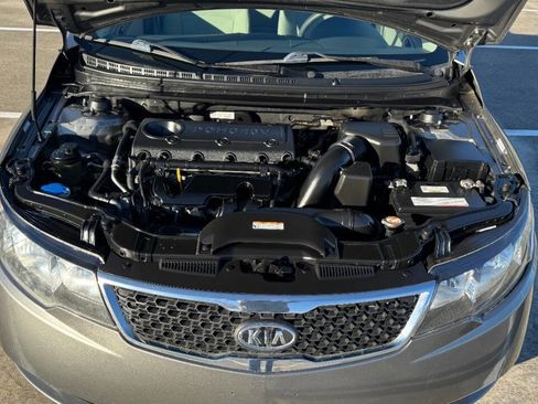 Used 2012 Kia Forte EX image 19