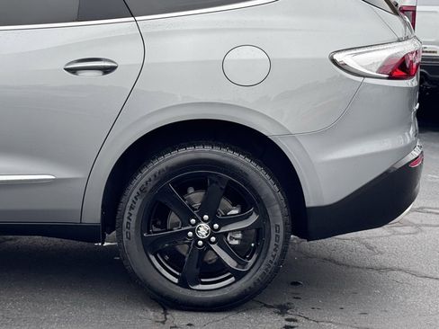 Used 2023 Buick Enclave Essence w/ Sport Touring Edition image 40