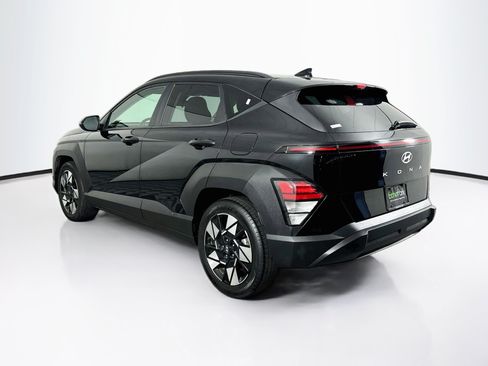 Used 2024 Hyundai Kona SEL FWD image 5