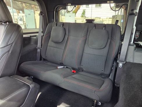 Used 2020 Jeep Wrangler Rubicon image 15