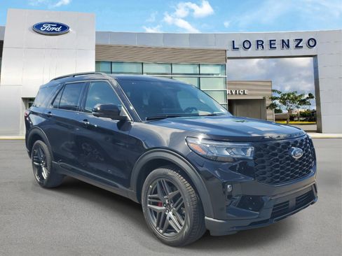 New 2026 Ford Explorer ST image 3