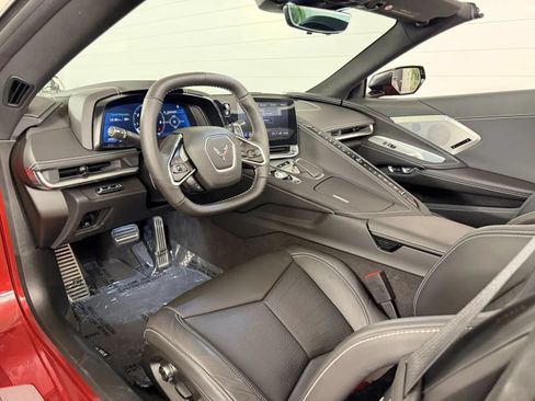 Used 2022 Chevrolet Corvette Stingray Preferred Conv w/ Z51 Performance Package RWD image 11