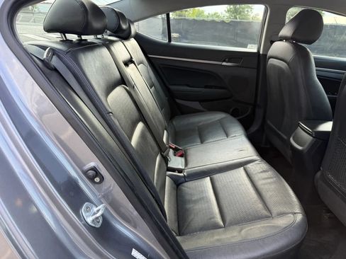 Used 2017 Hyundai Elantra Limited FWD image 20