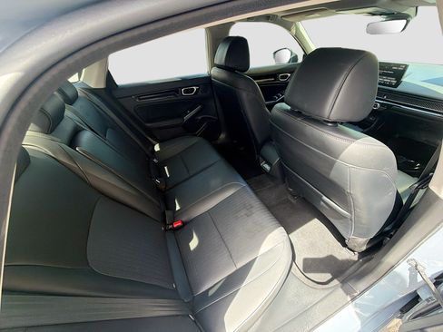 Certified 2022 Honda Civic Touring image 29