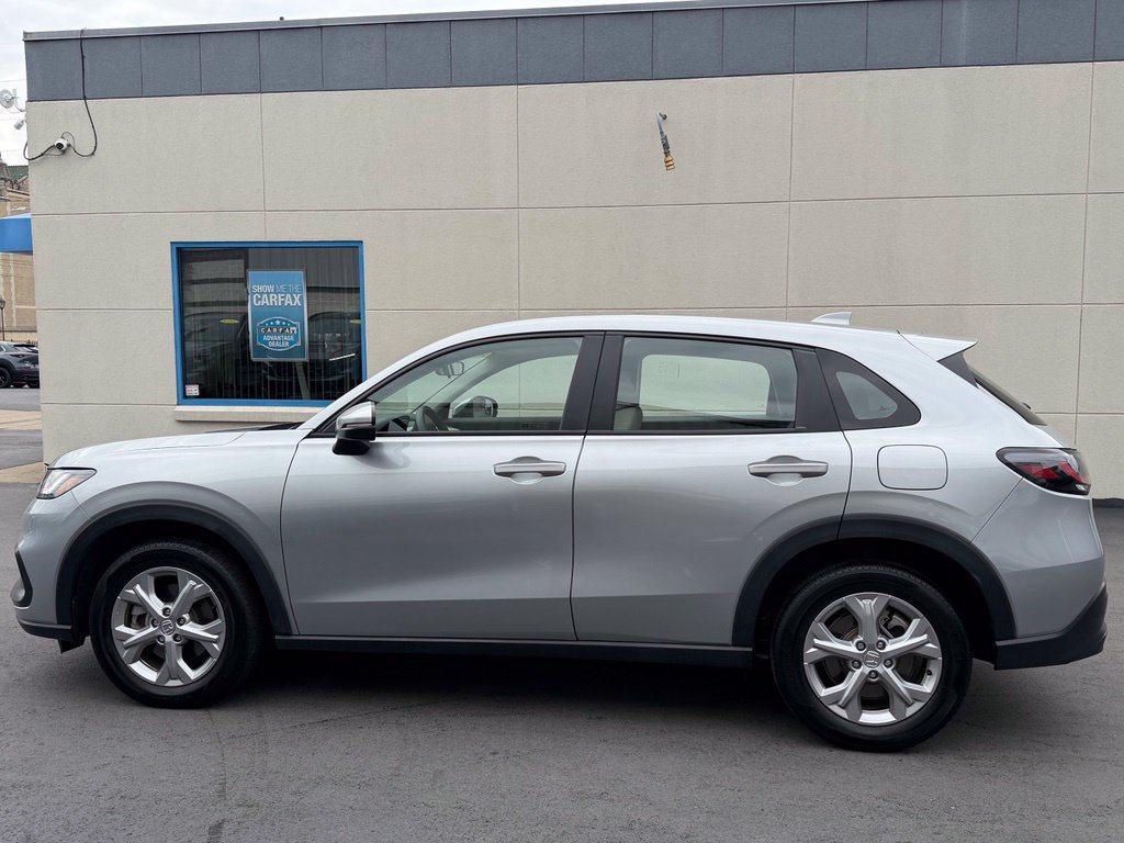 Certified 2025 Honda HR-V LX image 26