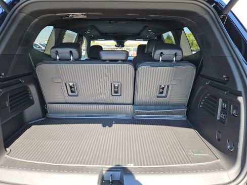 New 2026 Buick Enclave Sport Touring w/ Power Package image 8
