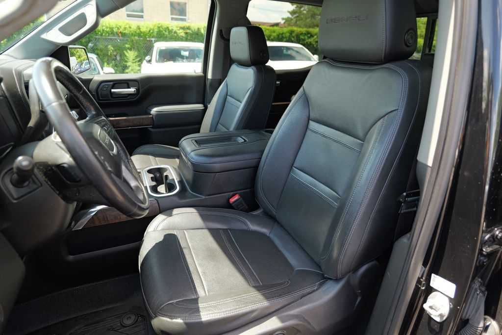 Used 2020 GMC Sierra 1500 Denali w/ Denali Ultimate Package AWD/4WD image 25