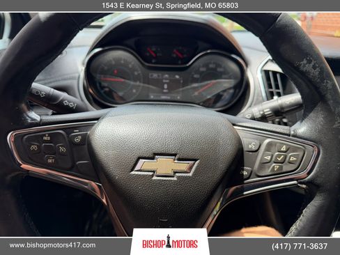 Used 2016 Chevrolet Cruze Premier w/ Enhanced Convenience Package FWD image 13