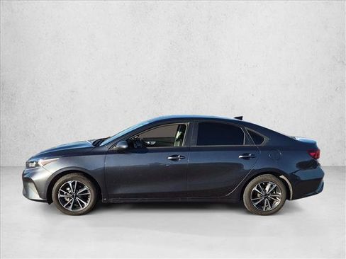 Used 2023 Kia Forte LXS FWD image 8