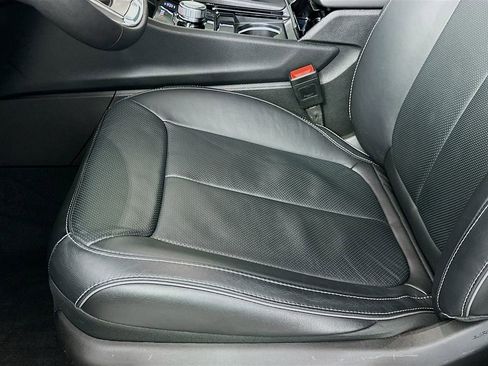 Used 2025 Jeep Grand Cherokee L Overland image 20