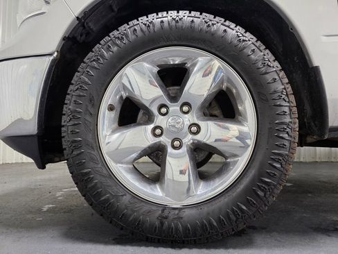 Used 2017 RAM 1500 Big Horn AWD/4WD image 5