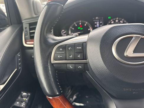 Used 2016 Lexus LX 570 4WD image 17