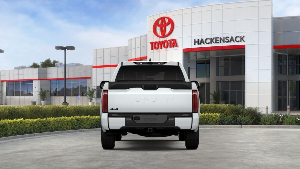 New 2026 Toyota Tundra Platinum w/ TRD Off-Road Package AWD/4WD image 8