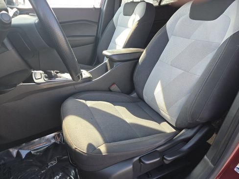 Used 2024 Chevrolet Trax RS w/ Driver Confidence Package image 23