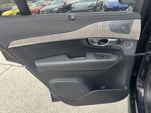 Used 2024 Volvo XC90 B6 Ultimate w/ Lounge Package image 31