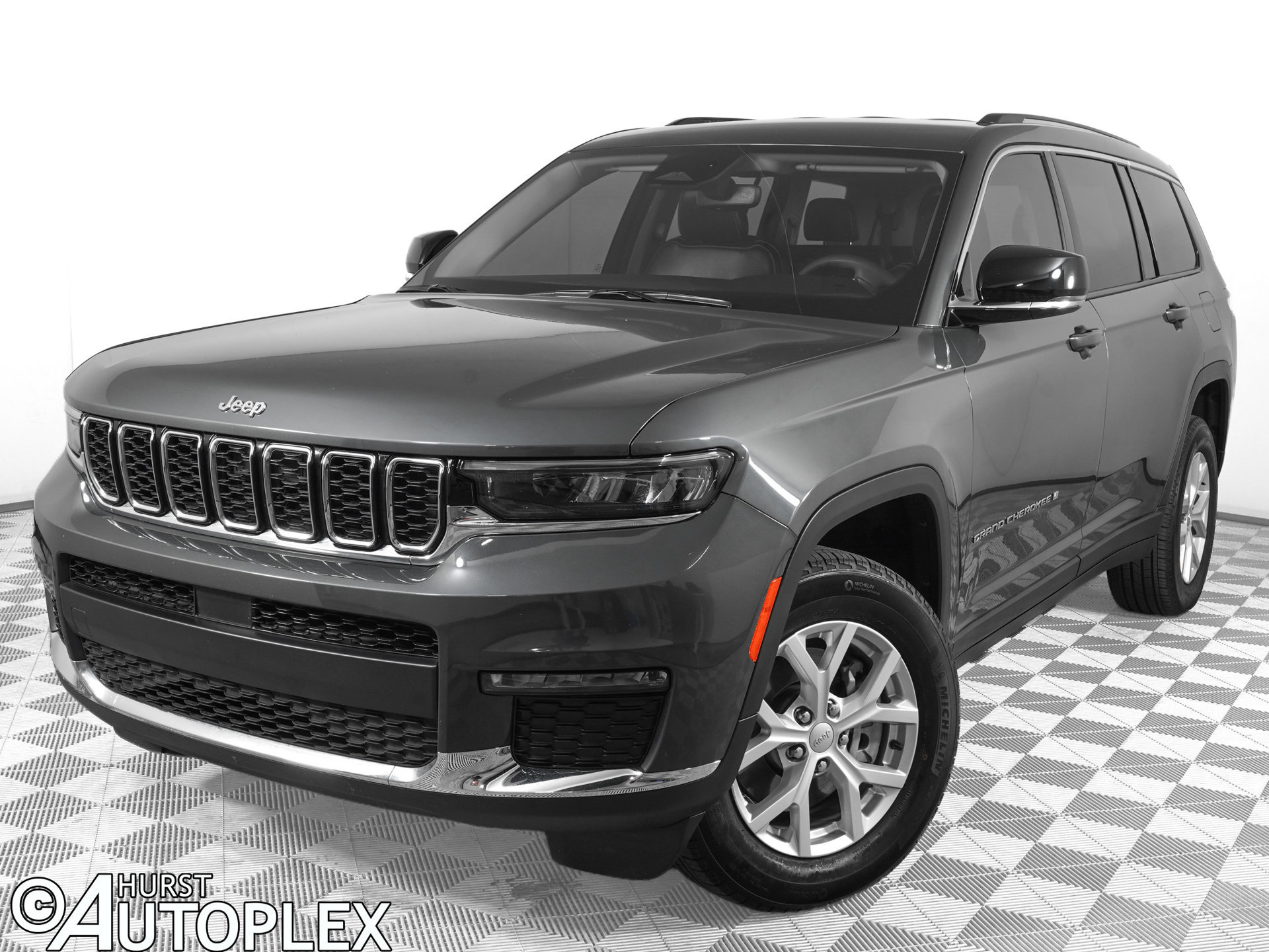 Used 2023 Jeep Grand Cherokee L Limited AWD/4WD image 1