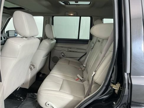 Used 2007 Jeep Commander Limited AWD/4WD image 23