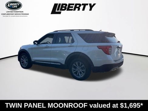 Used 2024 Ford Explorer XLT w/ Equipment Group 202A AWD/4WD image 3