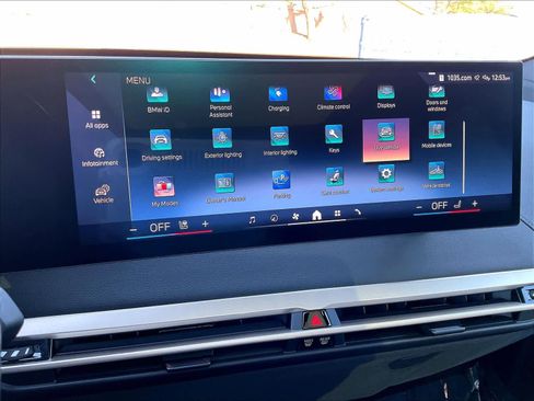 Used 2025 BMW iX xDrive50 w/ Convenience Package image 33