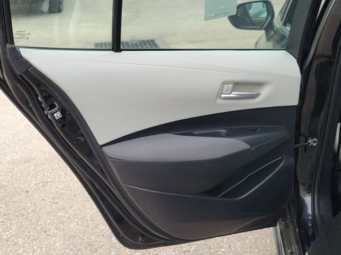 Used 2020 Toyota Corolla L image 14