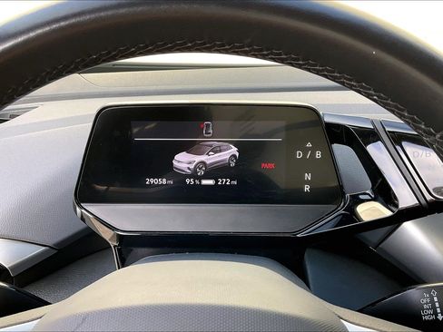 Certified 2022 Volkswagen ID.4 Pro image 19