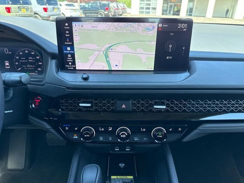 Used 2024 Honda Accord Touring image 22