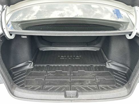 Used 2024 Honda Civic Sport image 25