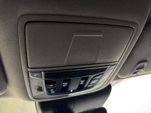 Used 2025 Acura RDX SH-AWD w/ Technology Package image 35