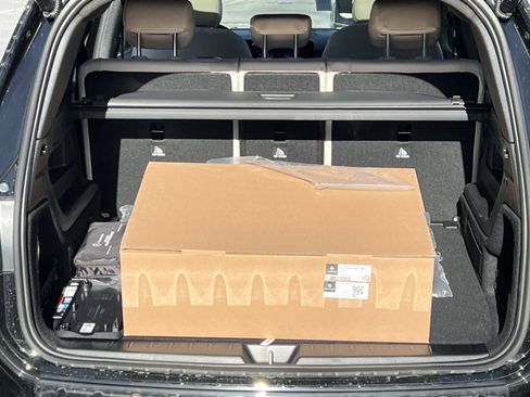 New 2026 Mercedes-Benz GLB 250 4MATIC image 24